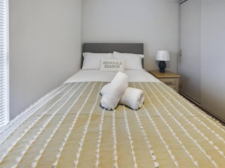 Contemporary 2-Bedroom Apartment 벨파스트 외부 사진